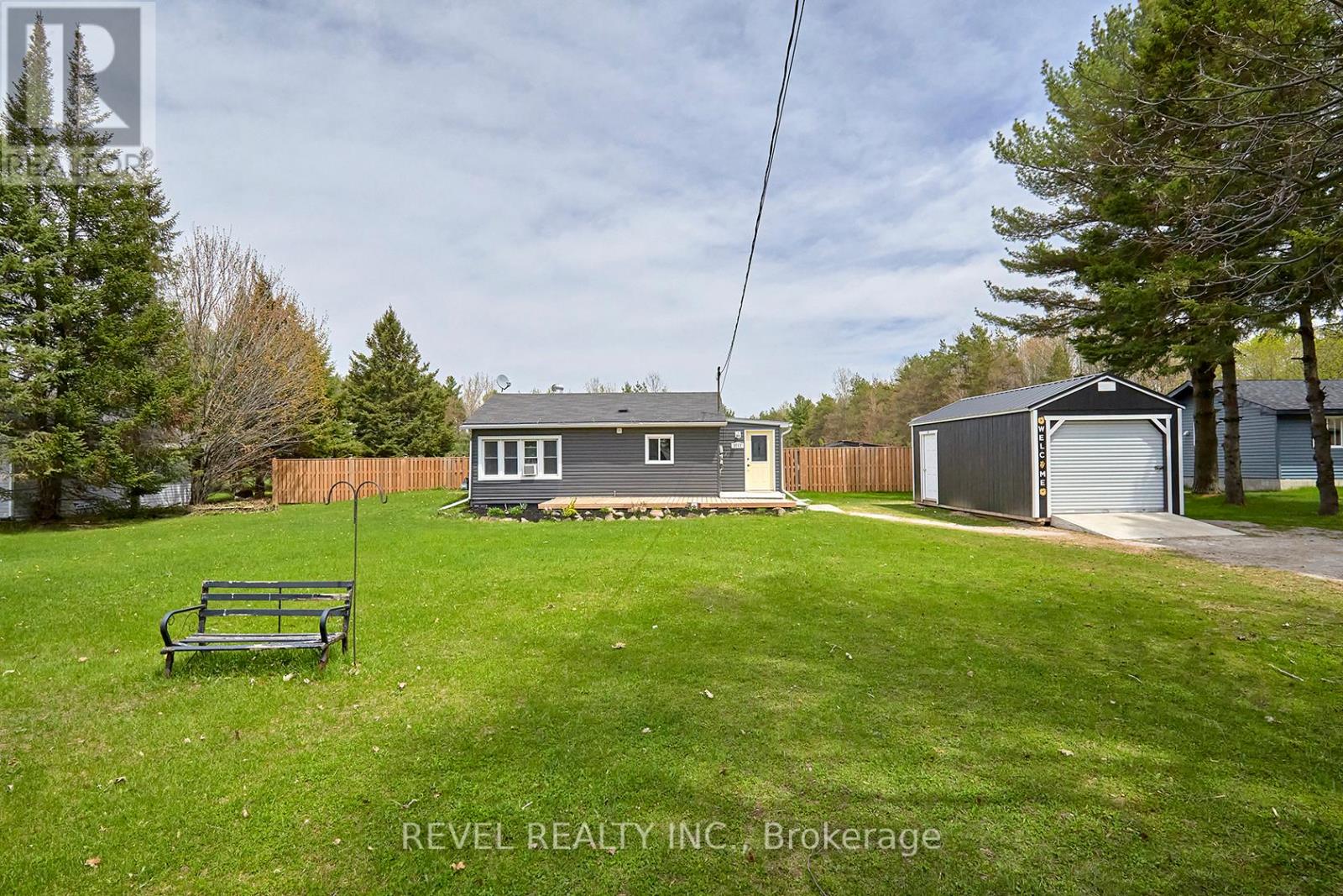 3253 Grayshott Drive, Severn (Washago), Ontario  L3V 6H3 - Photo 3 - S12516252