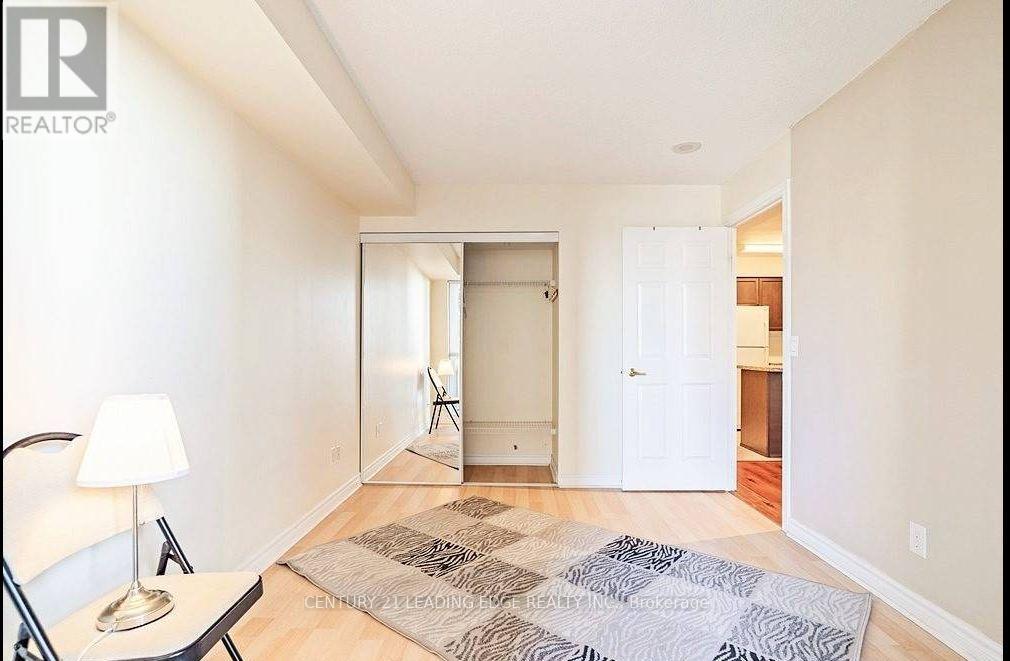 505 - 5 Michael Power Place, Toronto, Ontario  M9A 0A3 - Photo 8 - W12515978