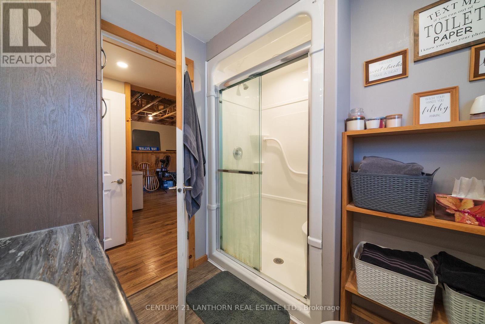 144 Centre Street, Deseronto, Ontario K0K 1X0 - Photo 30 - X12504332