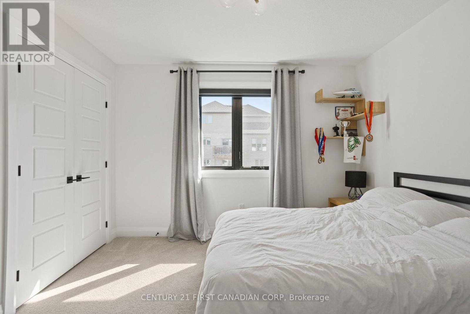 994 Riverbend Road, London South, Ontario  N6K 0J3 - Photo 28 - X12506806