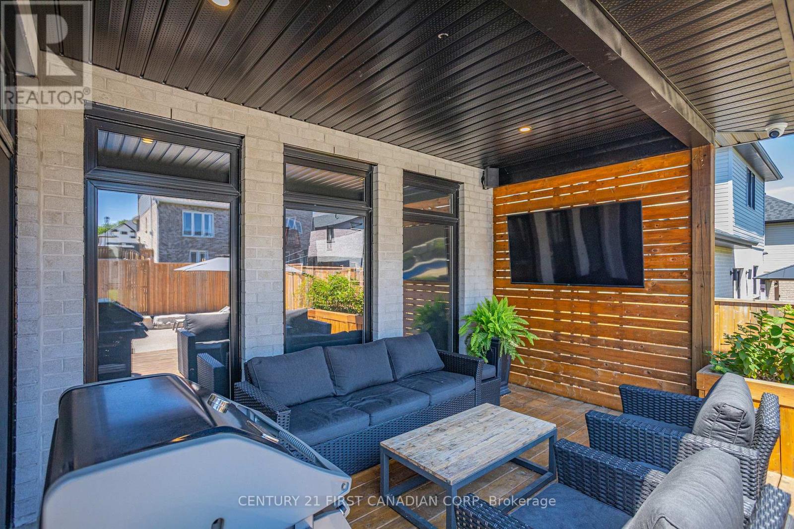 994 Riverbend Road, London South, Ontario  N6K 0J3 - Photo 38 - X12506806