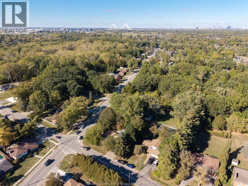 1005 Bouffard, Lasalle, Ontario N9J 1G8 - Photo 35 - 25028209