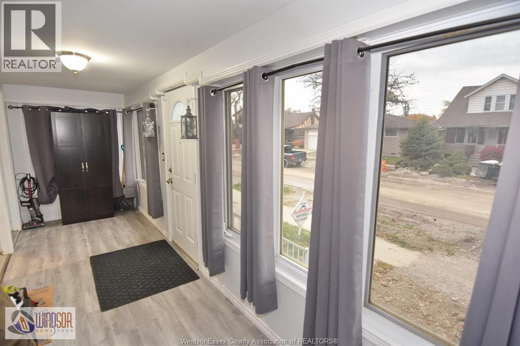 1838 St. Luke, Windsor, Ontario  N8W 3W7 - Photo 15 - 25028205