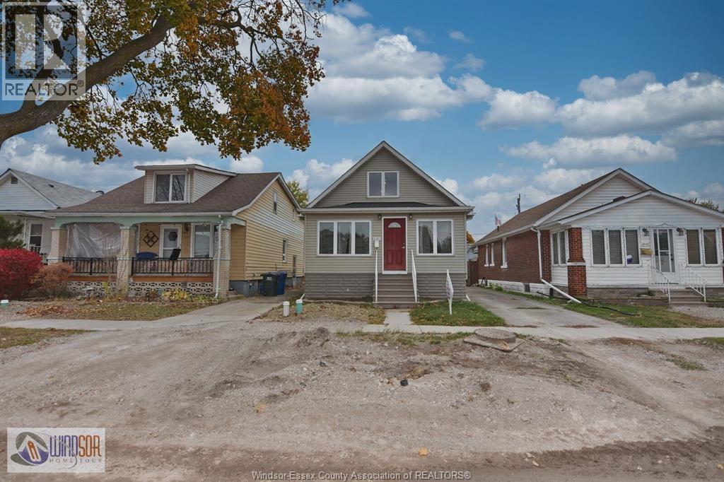 1838 St. Luke, Windsor, Ontario  N8W 3W7 - Photo 4 - 25028205