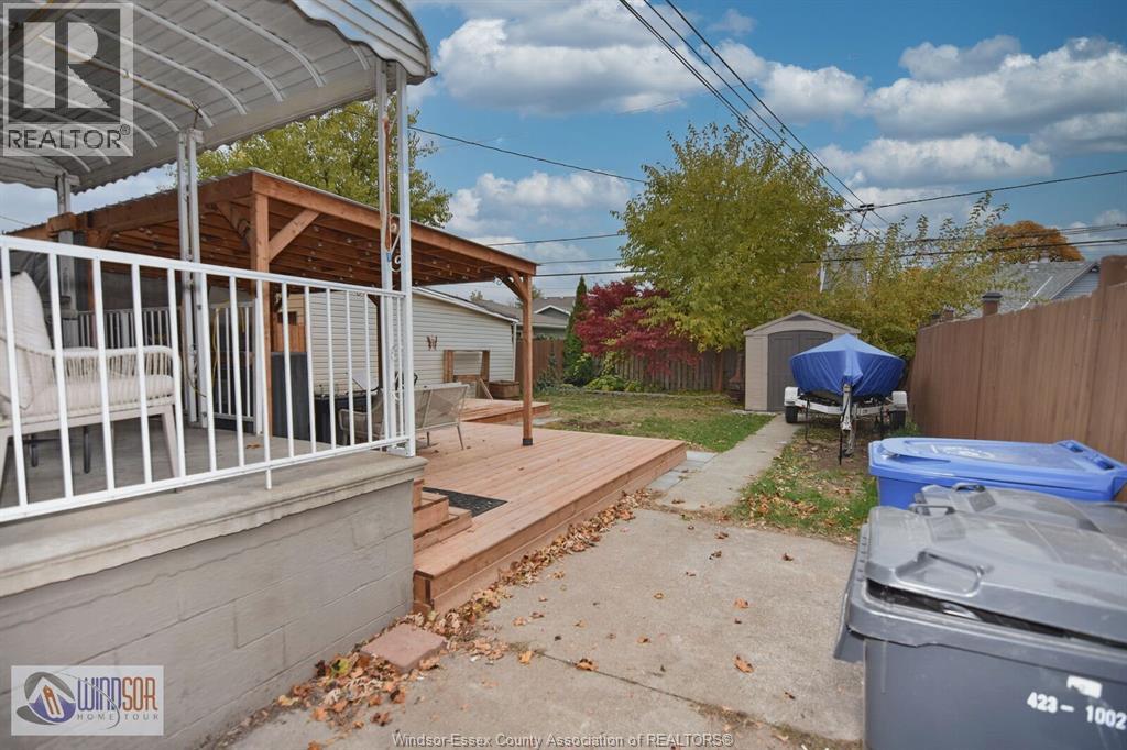 1838 St. Luke, Windsor, Ontario  N8W 3W7 - Photo 5 - 25028205