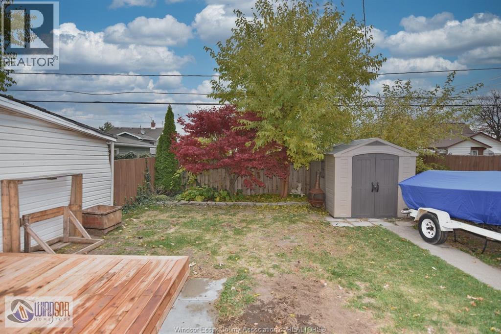 1838 St. Luke, Windsor, Ontario  N8W 3W7 - Photo 7 - 25028205