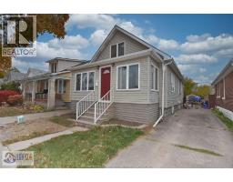 1838 ST. LUKE, Windsor, Ontario