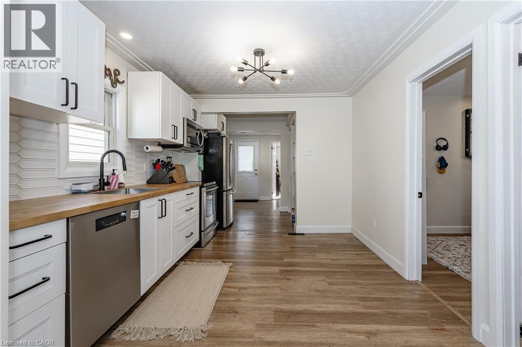 64 Churchill Street, St. Catharines, Ontario  L2S 2P5 - Photo 10 - 40786063