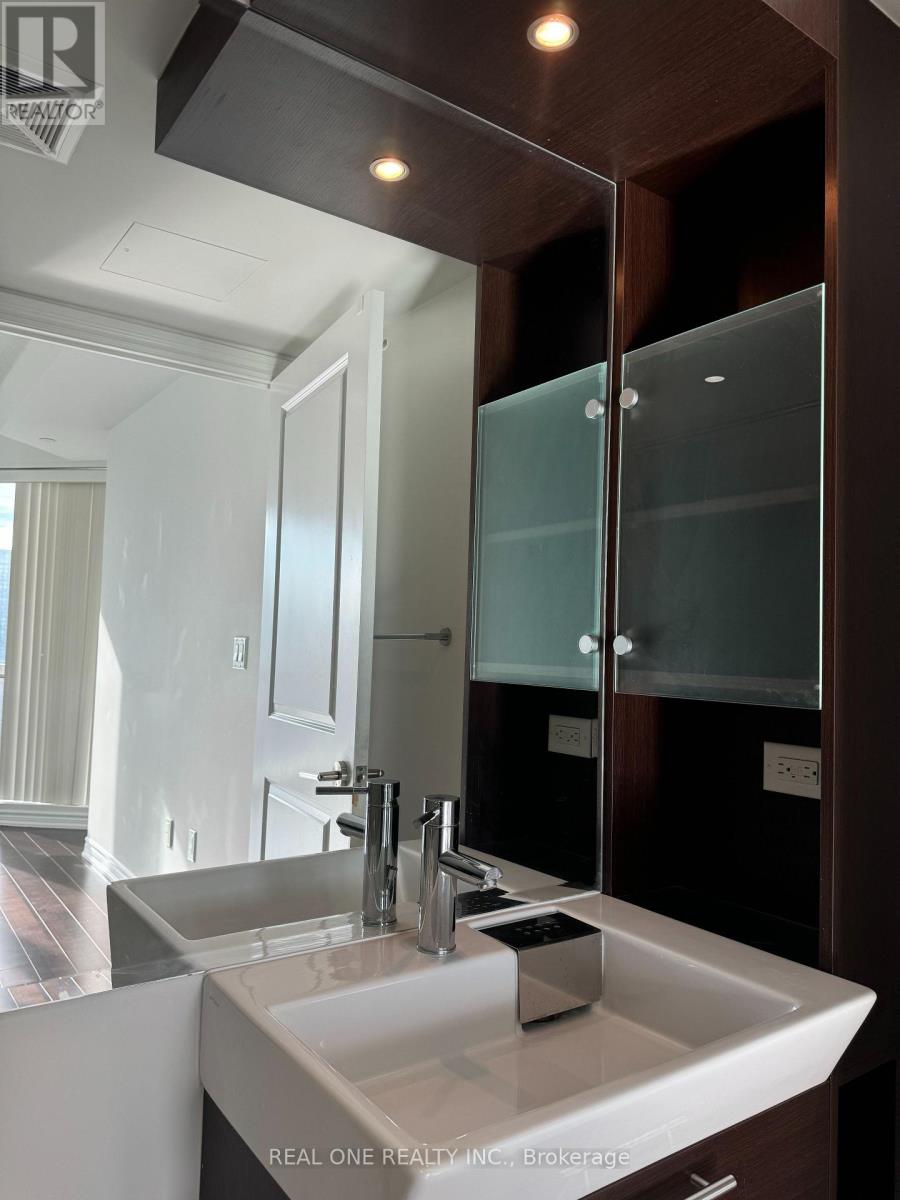 4208 - 386 Yonge Street, Toronto, Ontario  M5B 0A5 - Photo 16 - C12515128