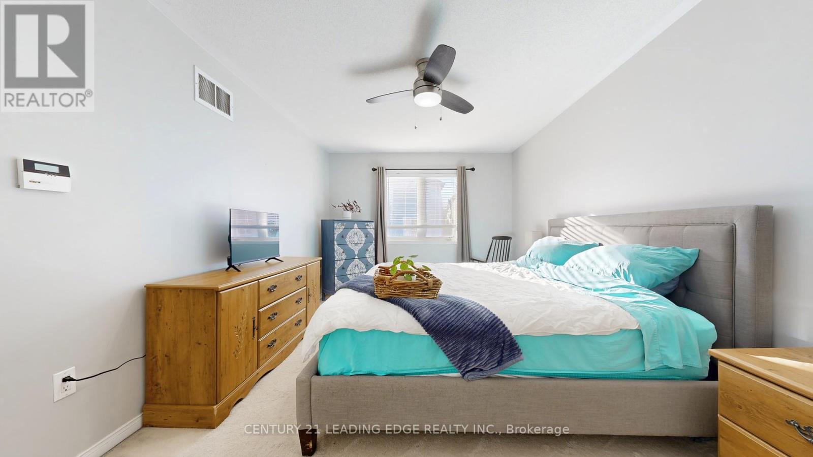 2 Eastgate Circle, Whitby, Ontario L1M 2N3 - Photo 12 - E12515202