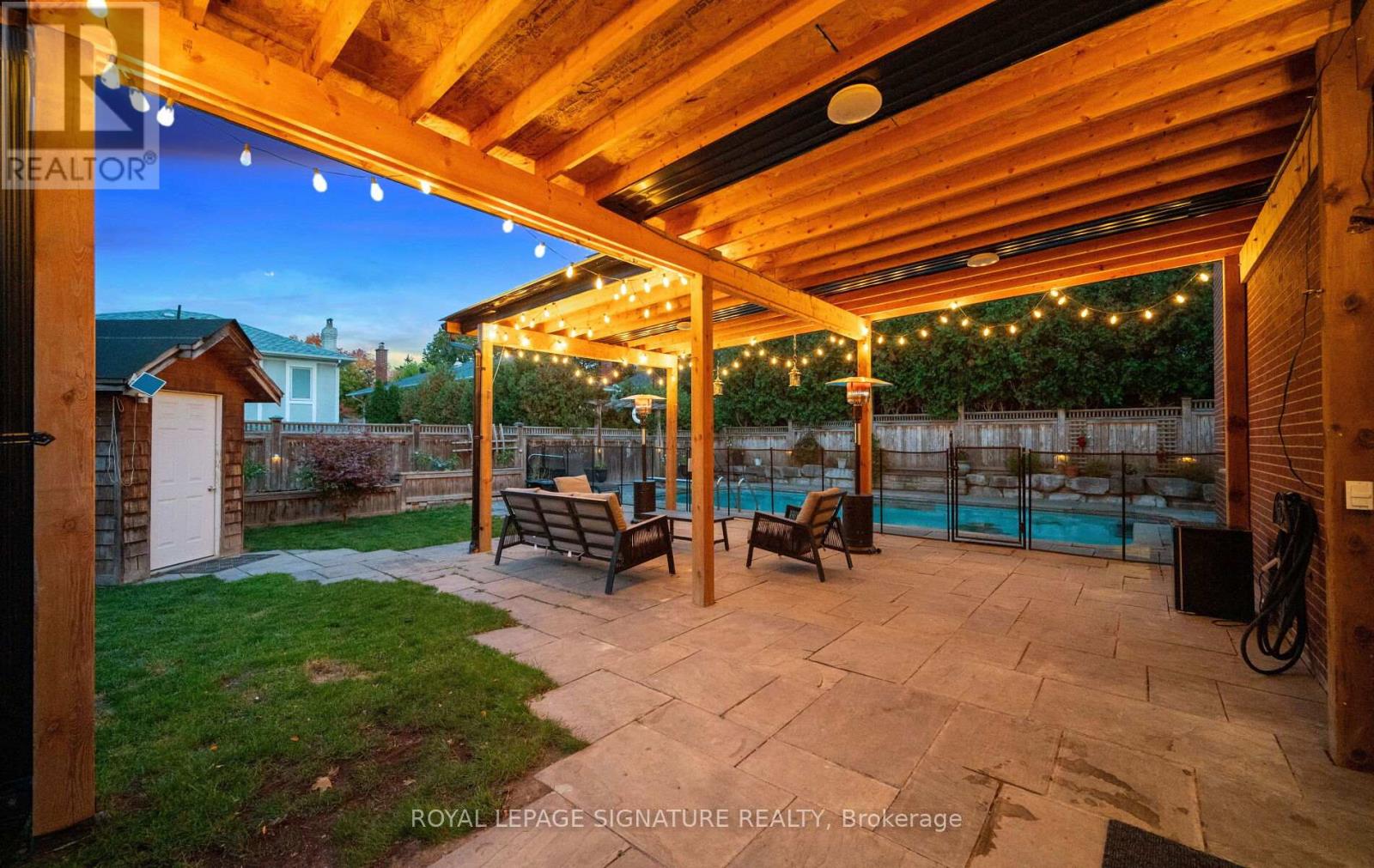 16 Kingsborough Crescent, Toronto, Ontario M9R 2T9 - Photo 40 - W12514586