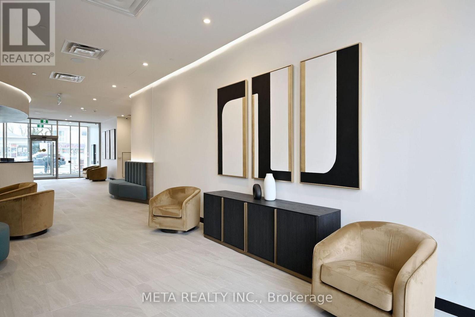 213 - 689 The Queensway, Toronto, Ontario  M8Y 1L1 - Photo 2 - W12516042