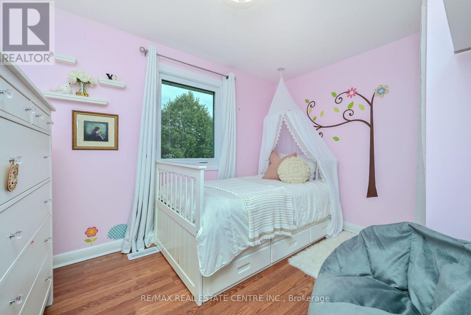 22 Morpeth Road, Brampton, Ontario  L6W 2Z2 - Photo 20 - W12516054