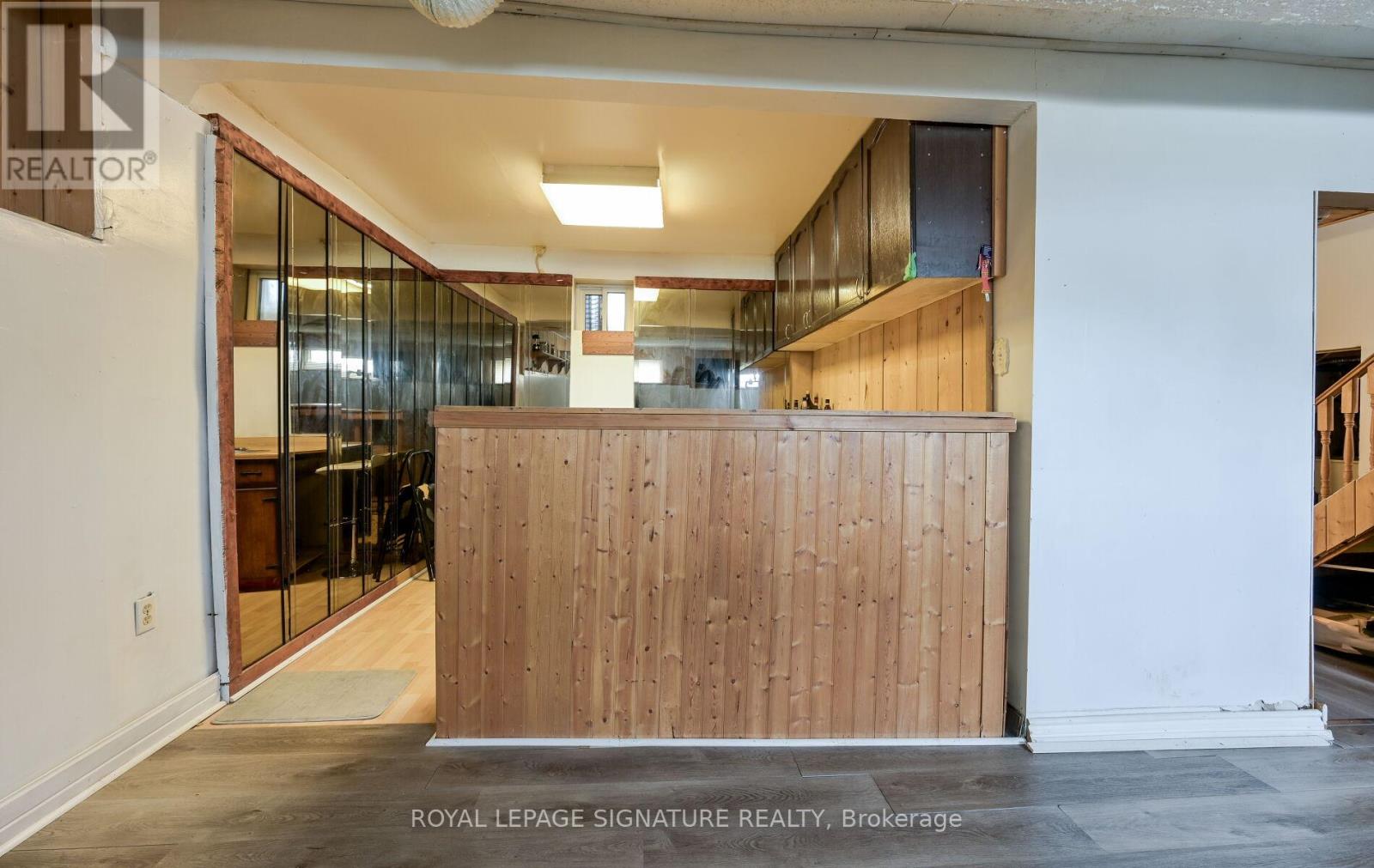 10 Heatherside Court, Brampton, Ontario  L6S 1N9 - Photo 21 - W12516058