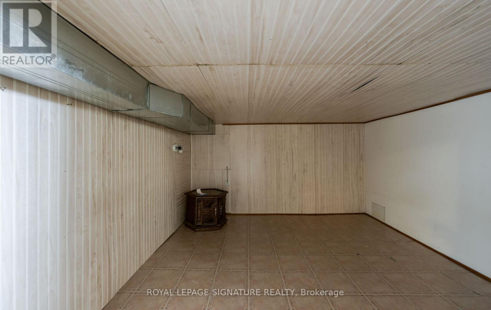 10 Heatherside Court, Brampton, Ontario  L6S 1N9 - Photo 22 - W12516058