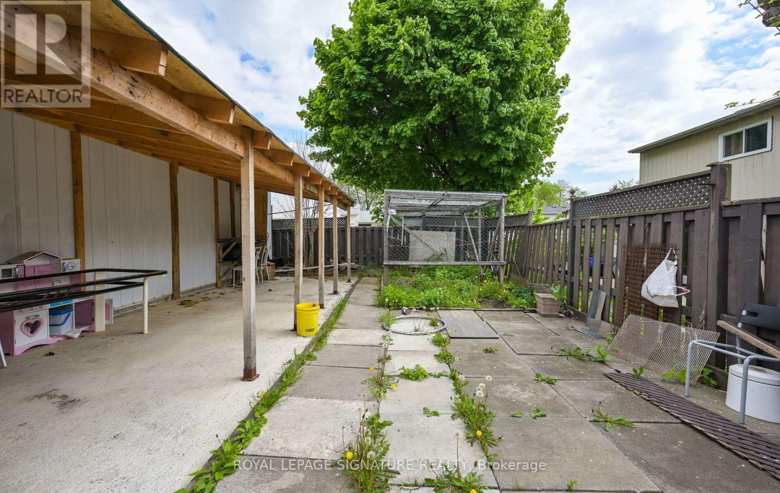 10 Heatherside Court, Brampton, Ontario  L6S 1N9 - Photo 29 - W12516058