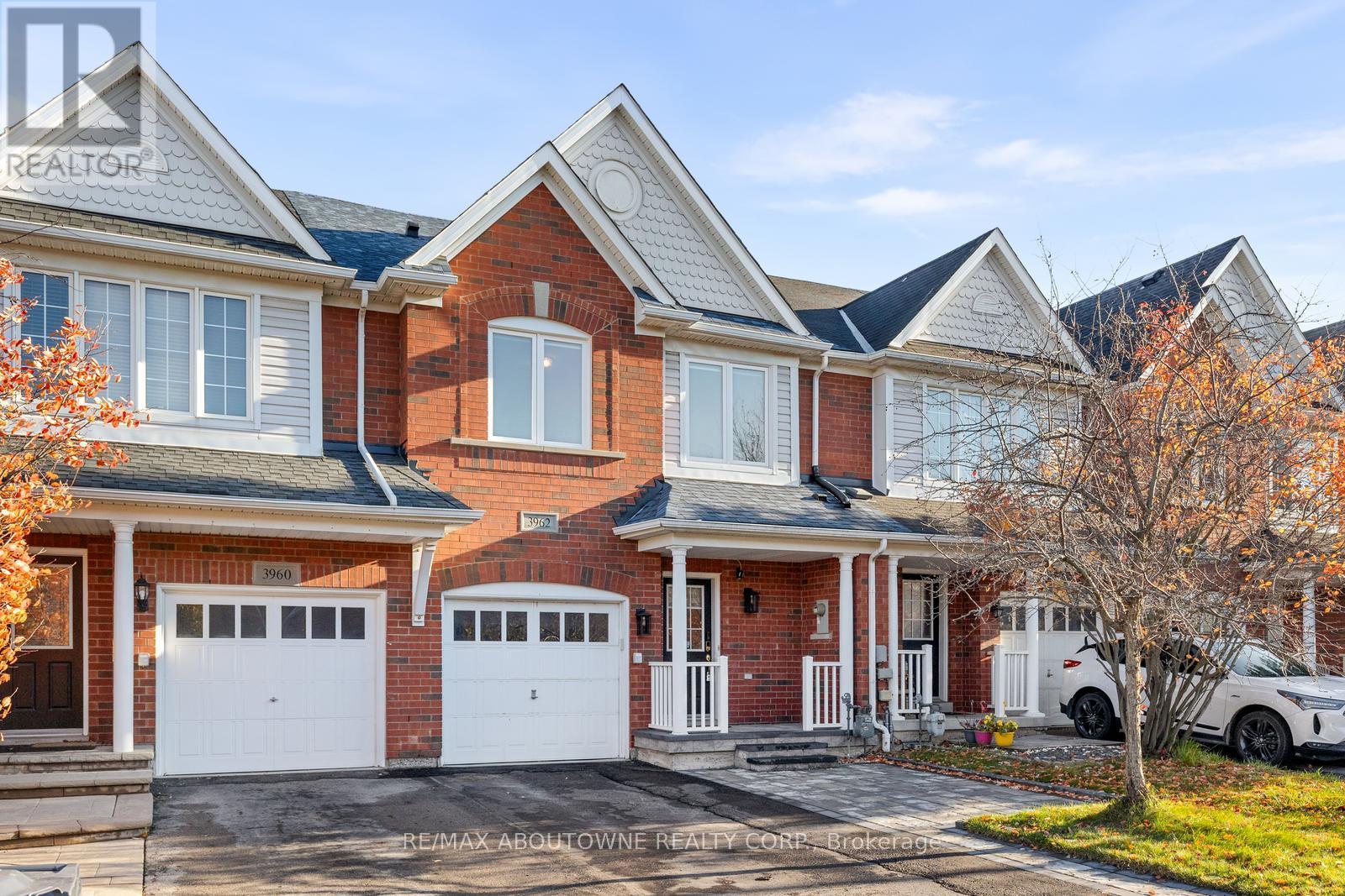 3962 STARDUST DRIVE, Mississauga, Ontario