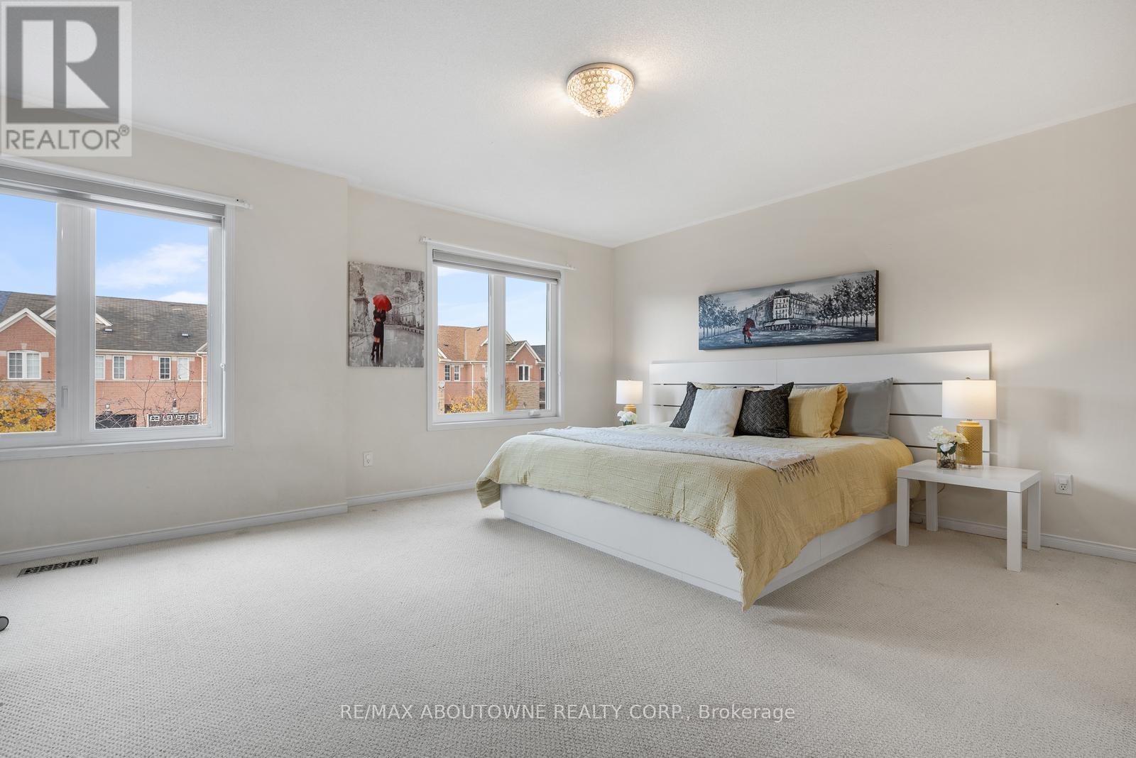 3962 Stardust Drive, Mississauga, Ontario  L5M 8A5 - Photo 19 - W12516086