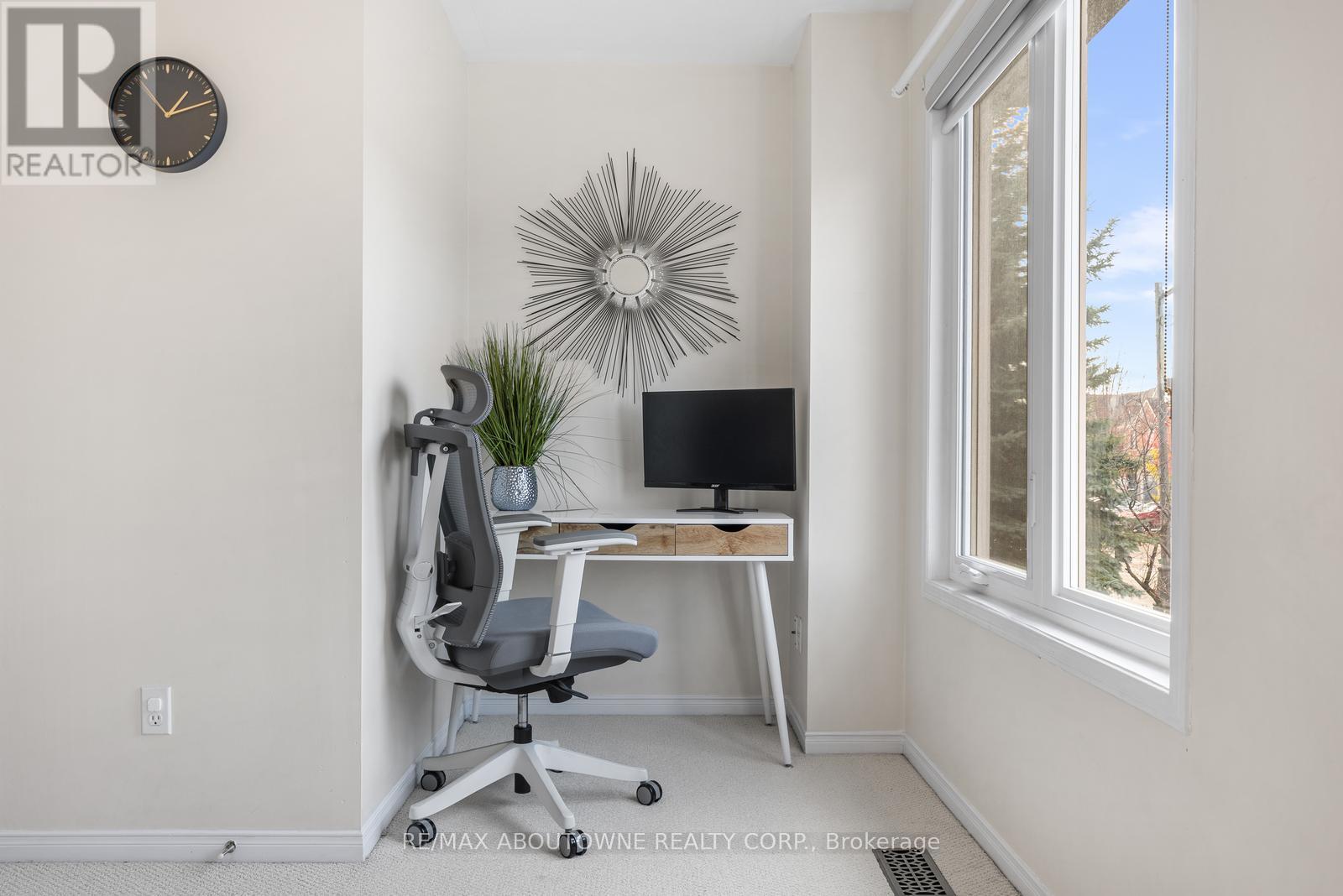 3962 Stardust Drive, Mississauga, Ontario  L5M 8A5 - Photo 23 - W12516086