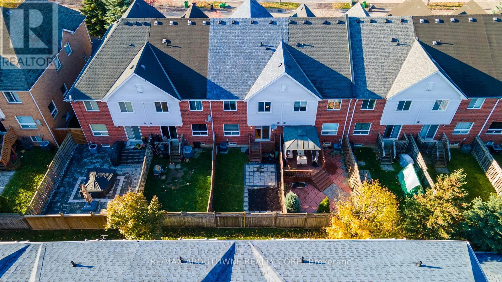 3962 Stardust Drive, Mississauga, Ontario  L5M 8A5 - Photo 34 - W12516086