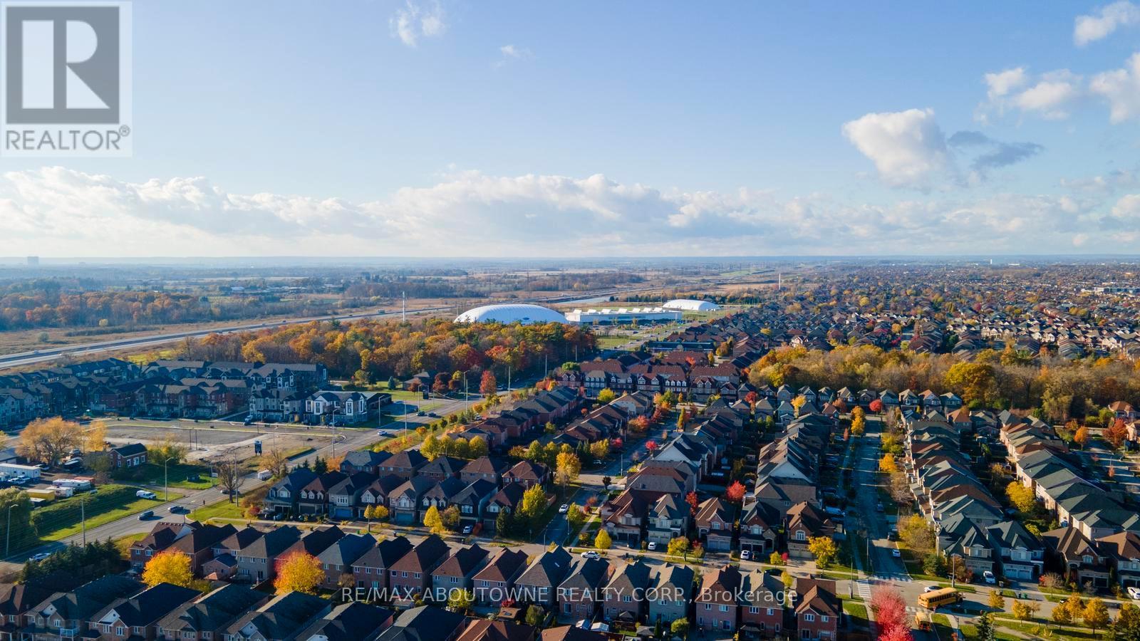 3962 Stardust Drive, Mississauga, Ontario  L5M 8A5 - Photo 38 - W12516086