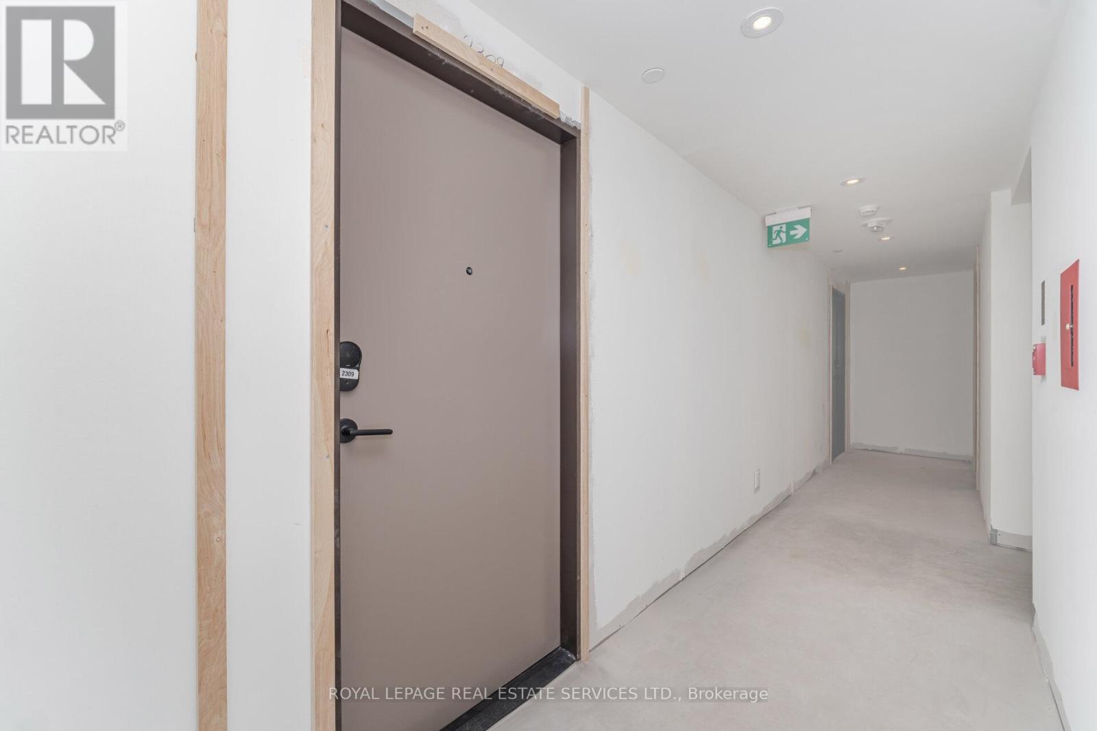 2309 - 4015 The Exchange, Mississauga, Ontario  L5B 0N9 - Photo 5 - W12516112
