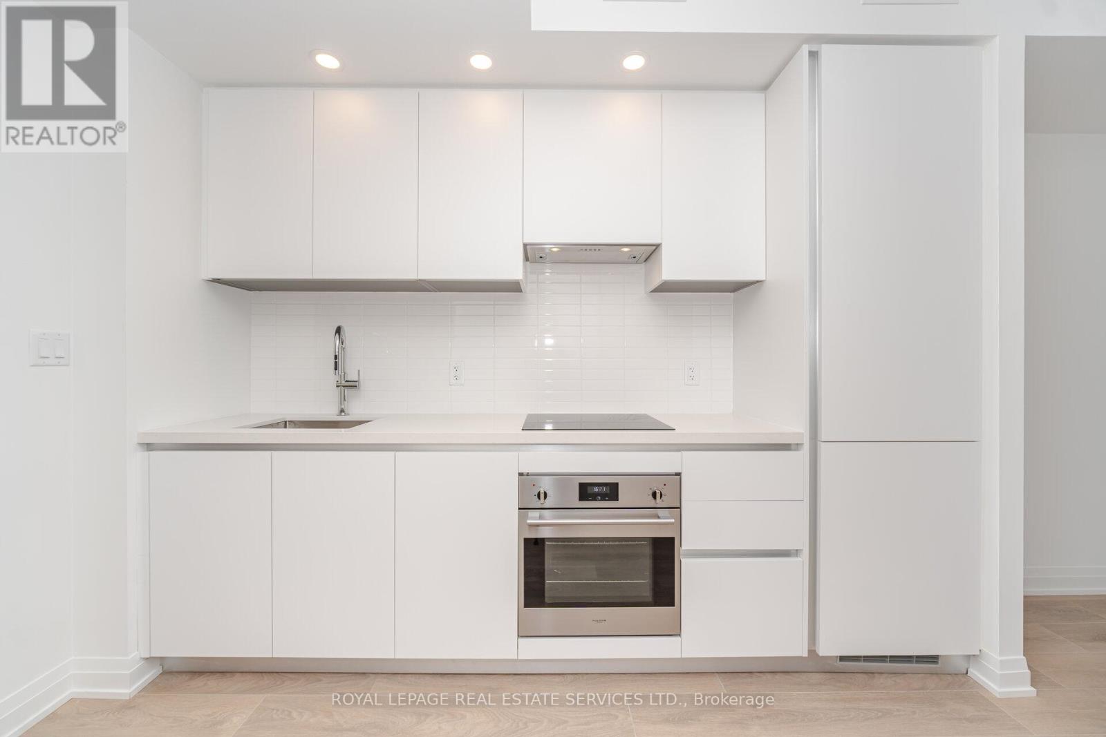 2309 - 4015 The Exchange, Mississauga, Ontario  L5B 0N9 - Photo 9 - W12516112