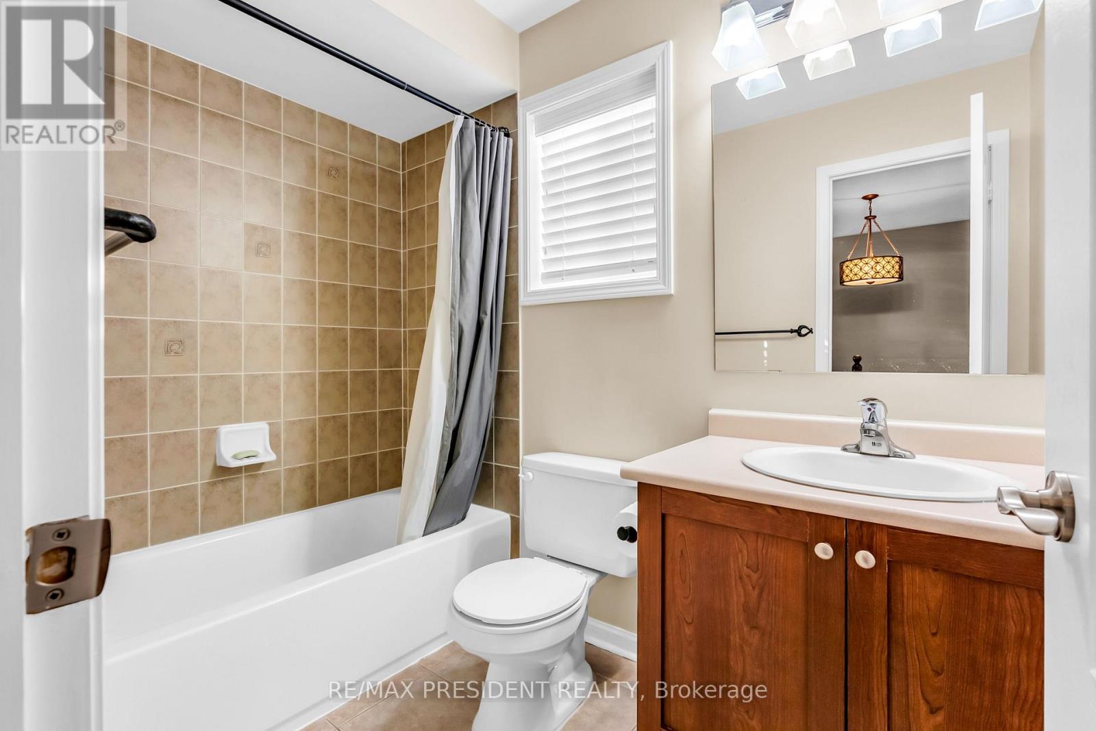 82 Tarquini Crescent, Caledon, Ontario  L7E 2Z5 - Photo 33 - W12516176