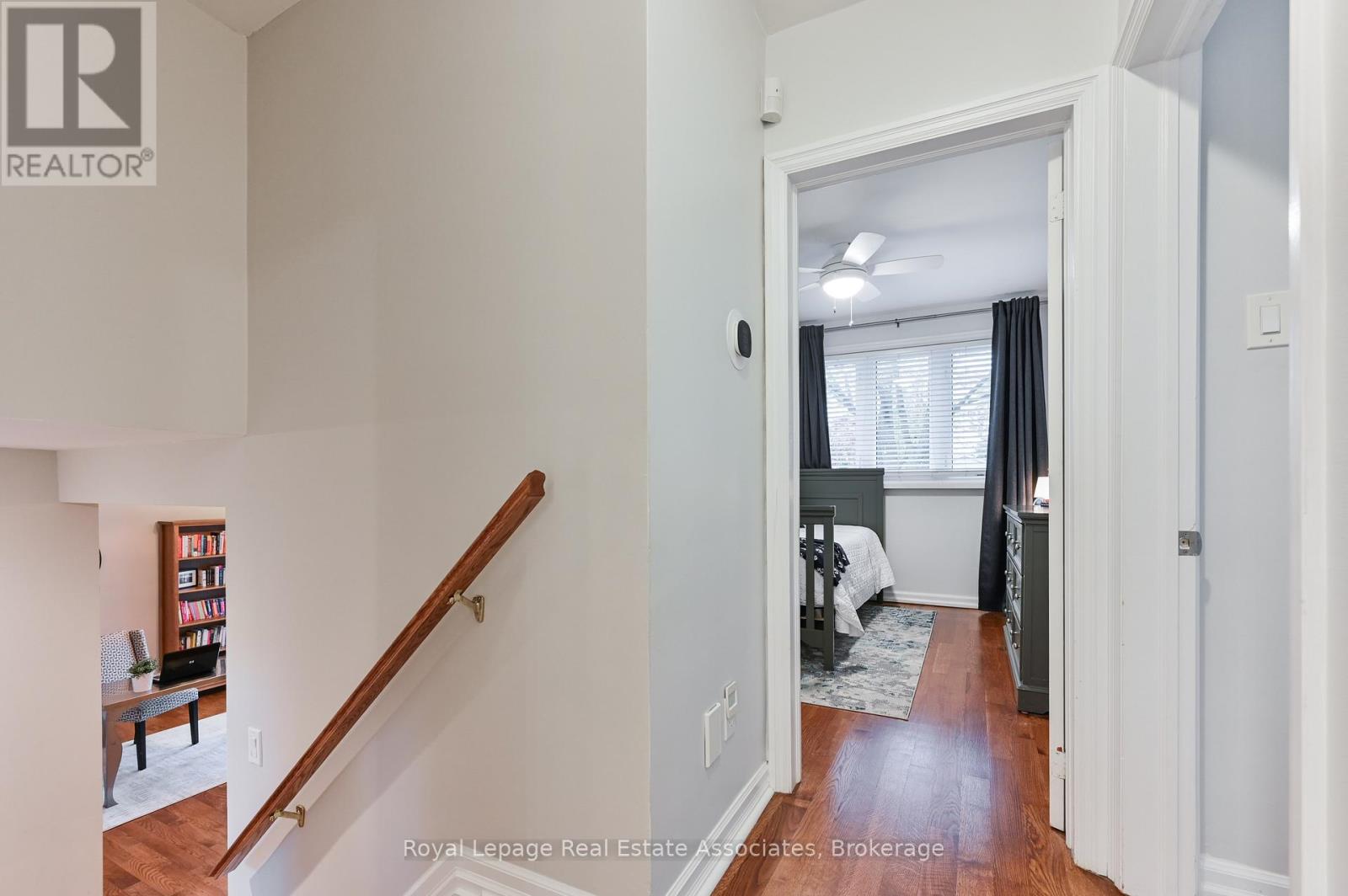 39 Shipley Road, Toronto, Ontario  M9R 3H9 - Photo 17 - W12516202
