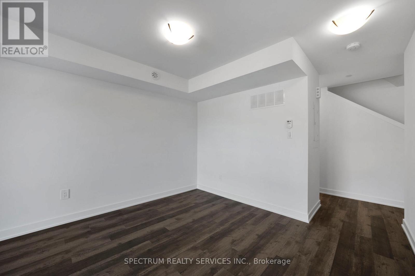 15 - 25 Romilly Avenue, Brampton, Ontario  L7A 5L8 - Photo 8 - W12516212