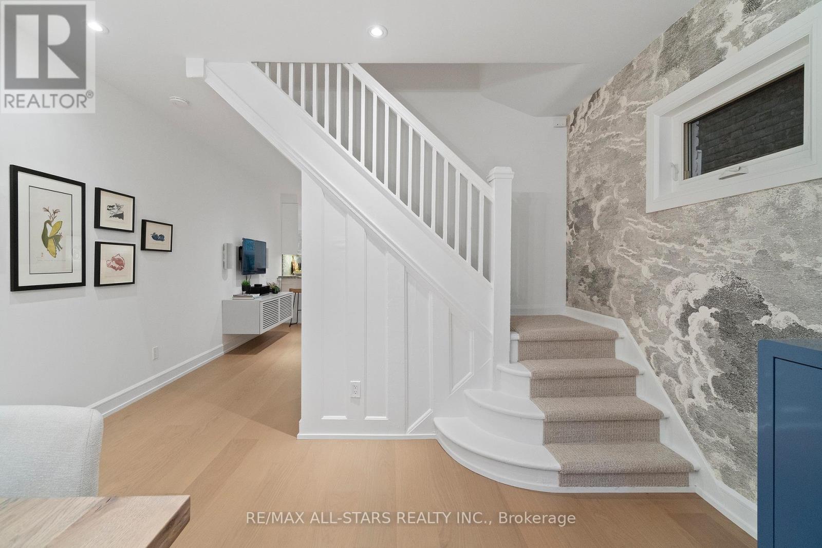 962 Shaw Street, Toronto, Ontario  M6G 3M7 - Photo 25 - W12516246