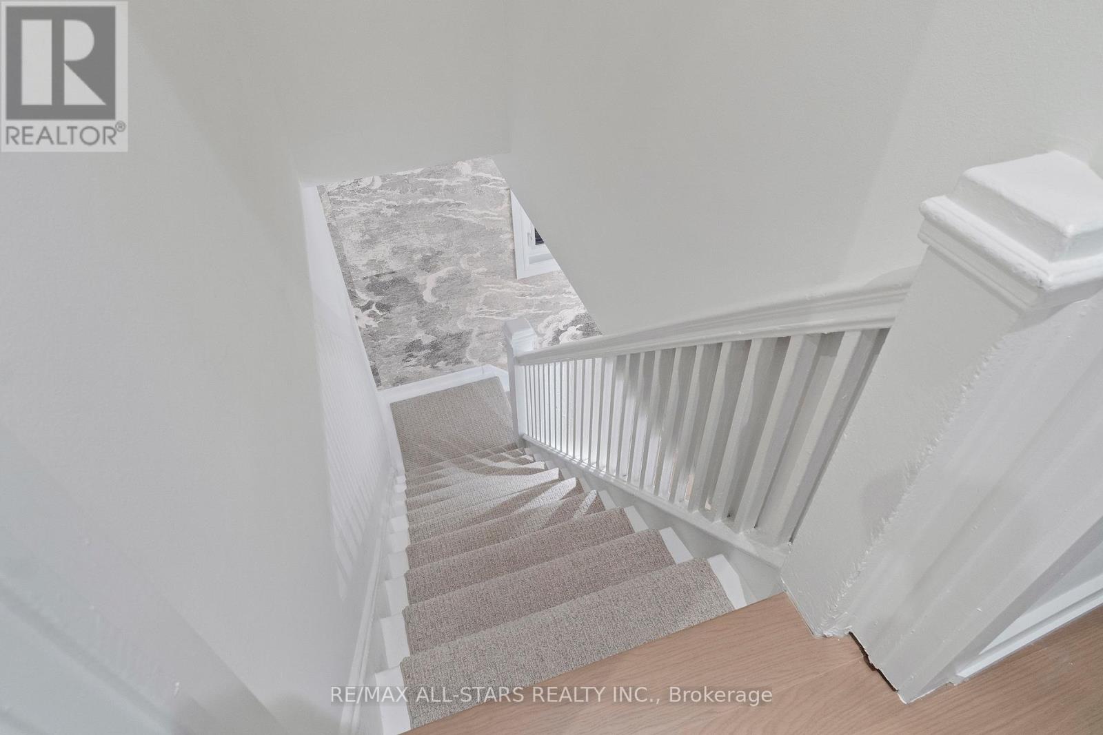 962 Shaw Street, Toronto, Ontario  M6G 3M7 - Photo 37 - W12516246