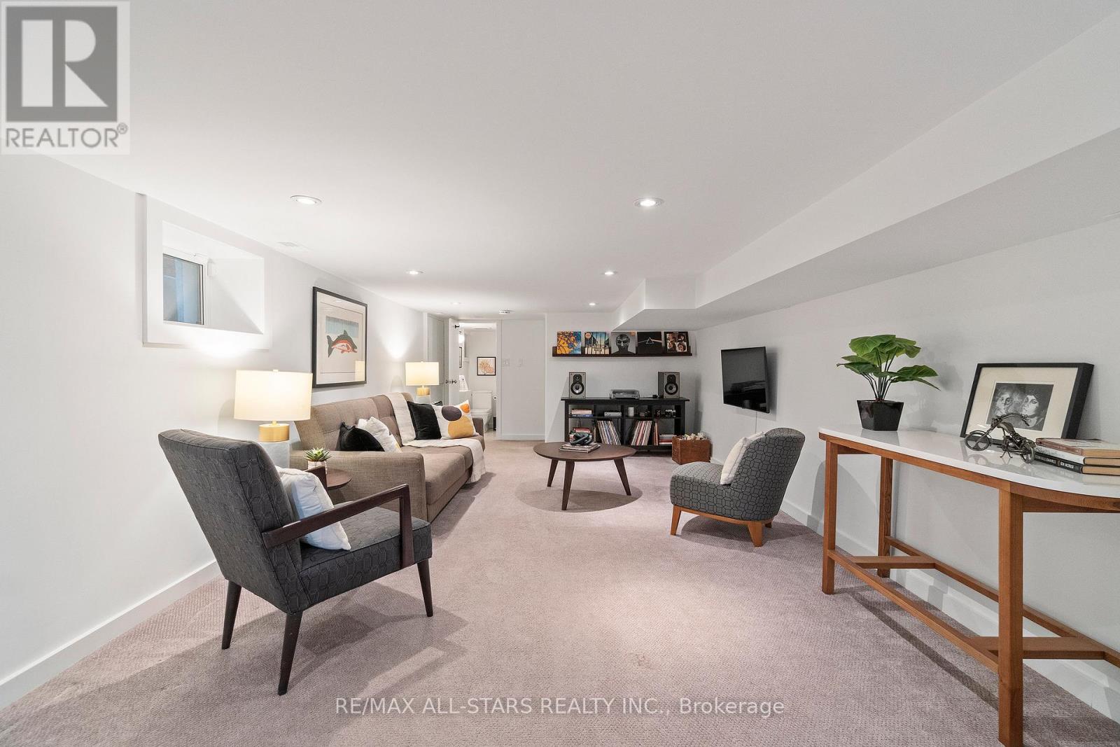 962 Shaw Street, Toronto, Ontario  M6G 3M7 - Photo 41 - W12516246