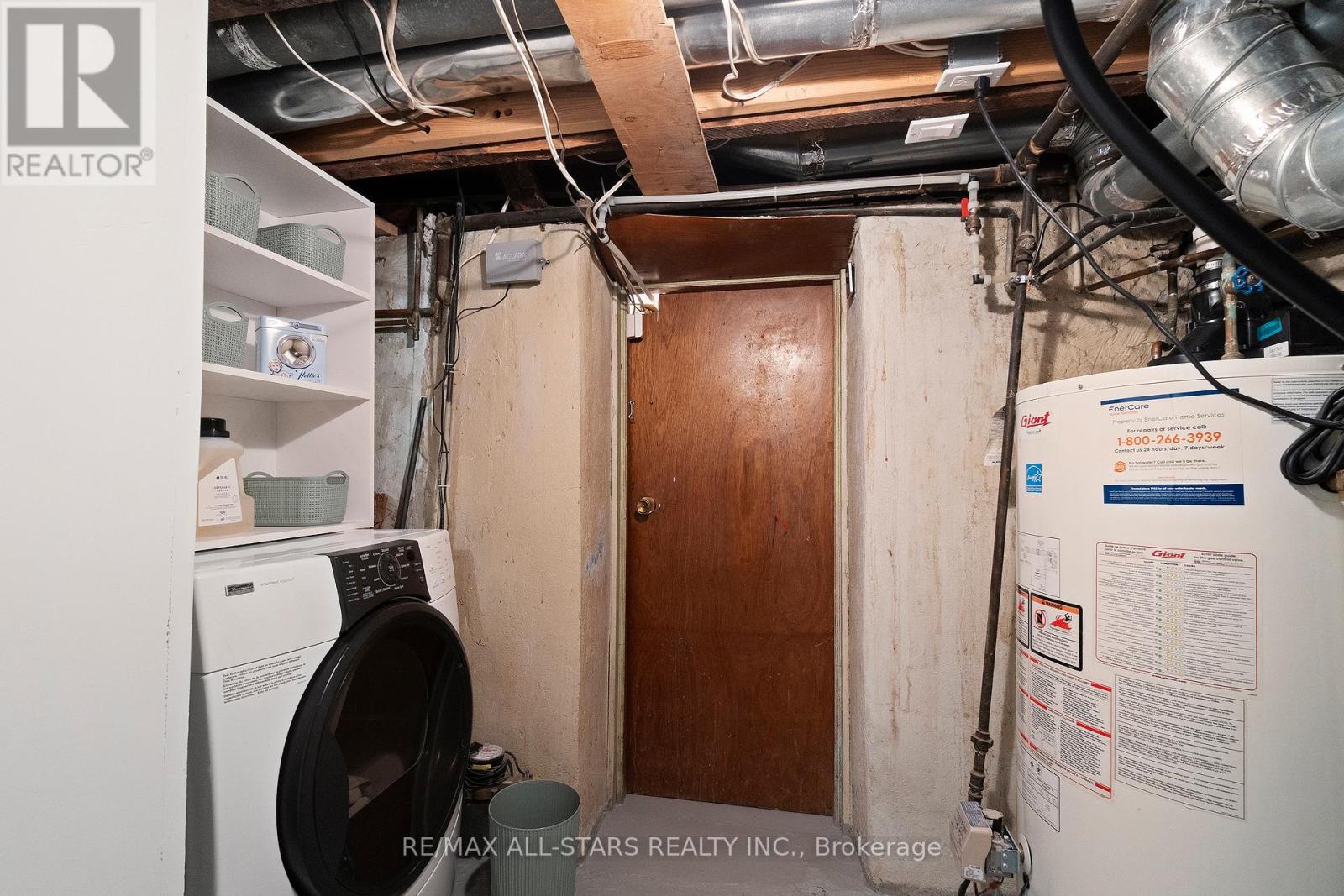 962 Shaw Street, Toronto, Ontario  M6G 3M7 - Photo 45 - W12516246