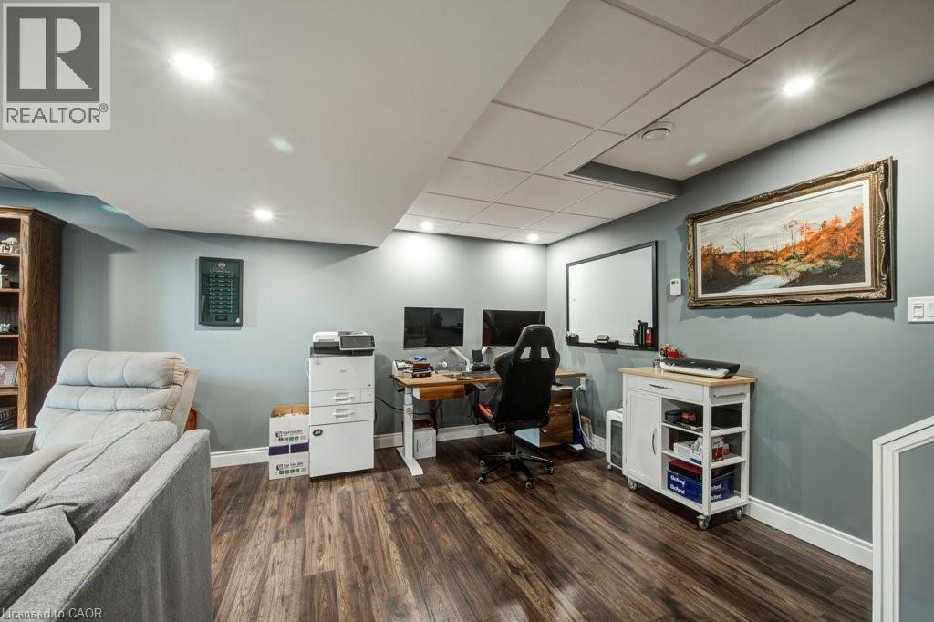 25 Pickett Court, Mitchell, Ontario  N0K 1N0 - Photo 19 - 40776125