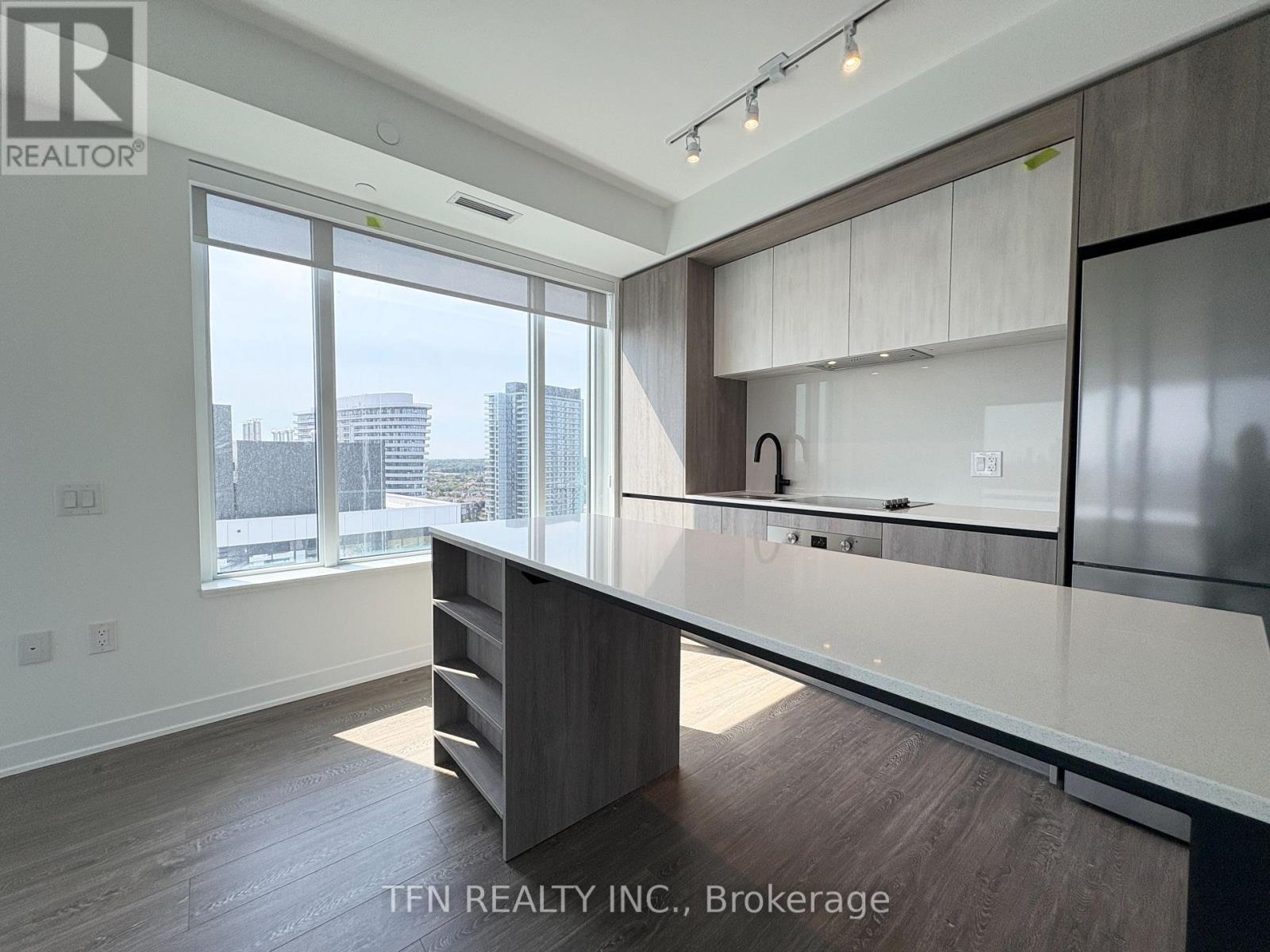 1703 - 2495 Eglinton Avenue W, Mississauga, Ontario  L5M 2T2 - Photo 11 - W12516284