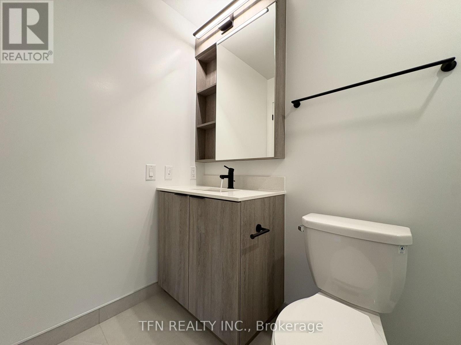 1703 - 2495 Eglinton Avenue W, Mississauga, Ontario  L5M 2T2 - Photo 20 - W12516284