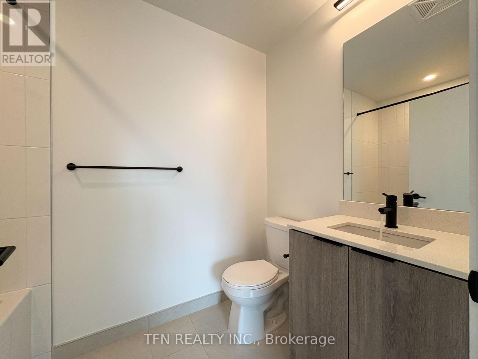 1703 - 2495 Eglinton Avenue W, Mississauga, Ontario  L5M 2T2 - Photo 29 - W12516284