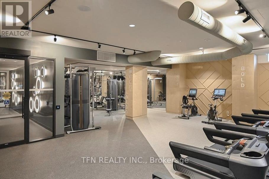 1703 - 2495 Eglinton Avenue W, Mississauga, Ontario  L5M 2T2 - Photo 33 - W12516284