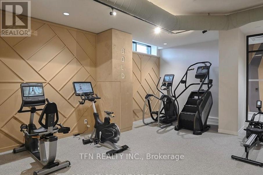 1703 - 2495 Eglinton Avenue W, Mississauga, Ontario  L5M 2T2 - Photo 34 - W12516284