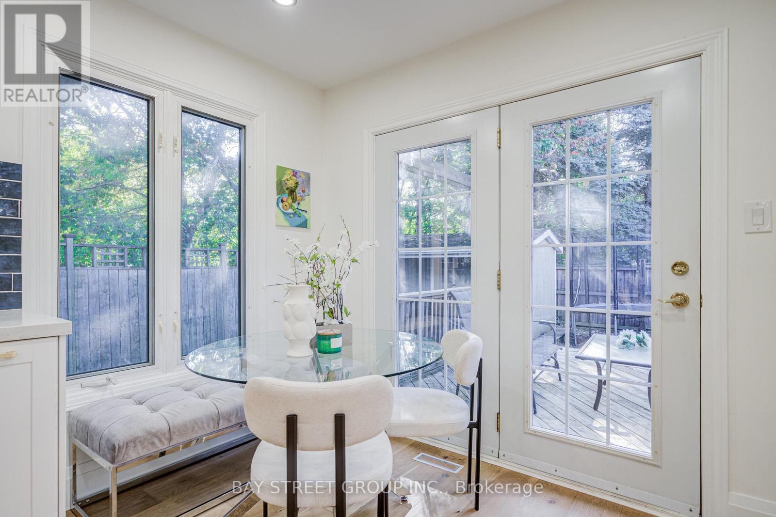 1307 Barberry Green, Oakville, Ontario  L6M 2A7 - Photo 23 - W12516286