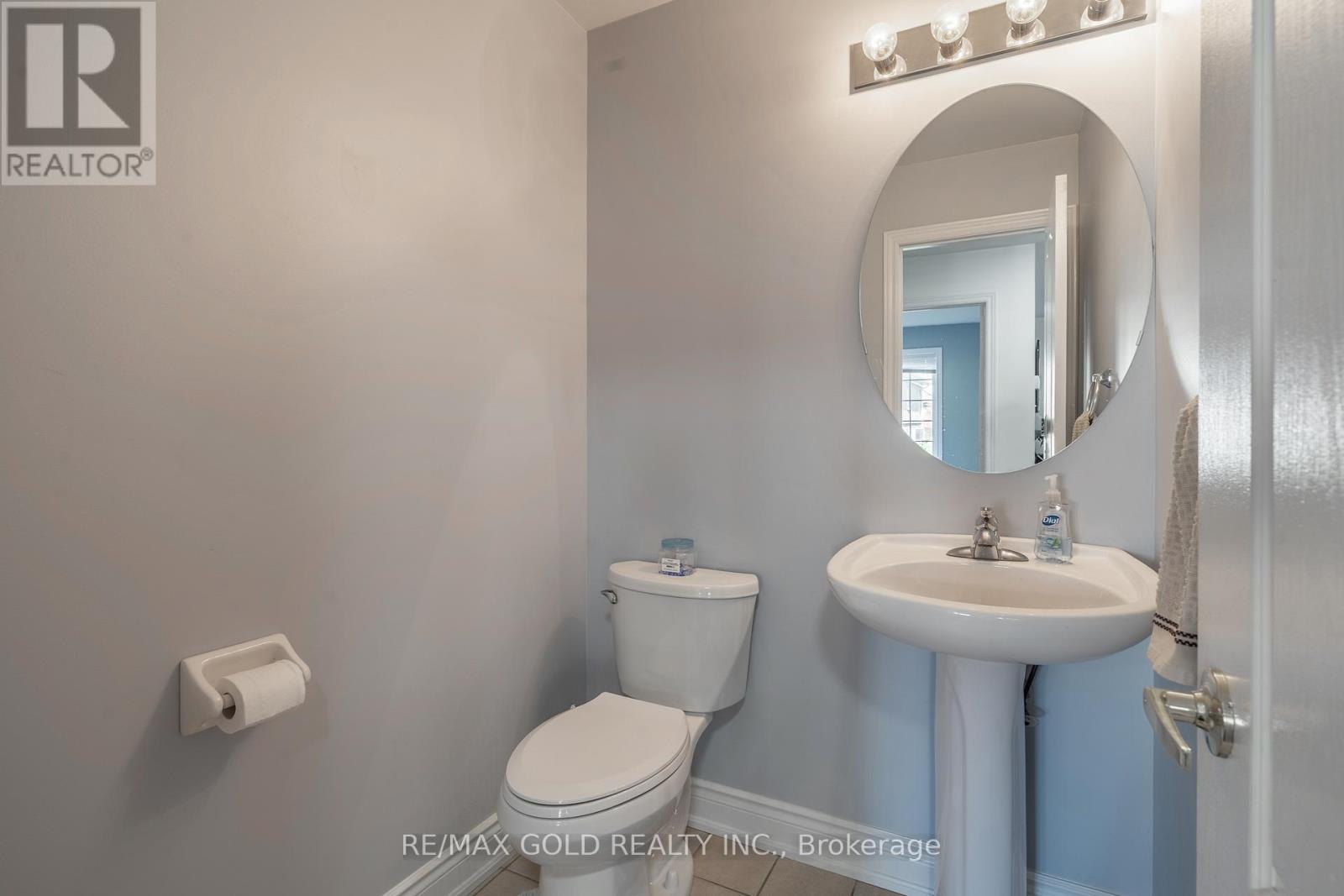 67 Locust Drive, Brampton, Ontario  L6R 0W2 - Photo 20 - W12516348