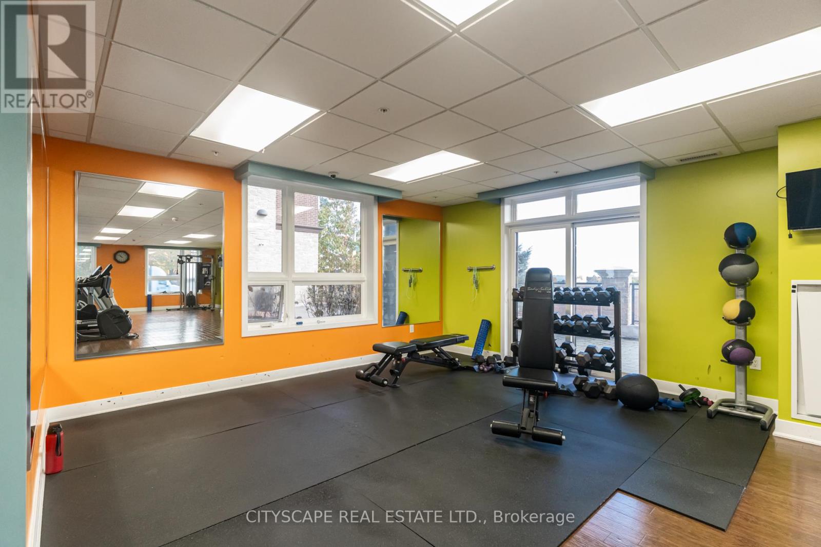 332 - 5010 Corporate Drive, Burlington, Ontario  L7L 0H6 - Photo 29 - W12516354