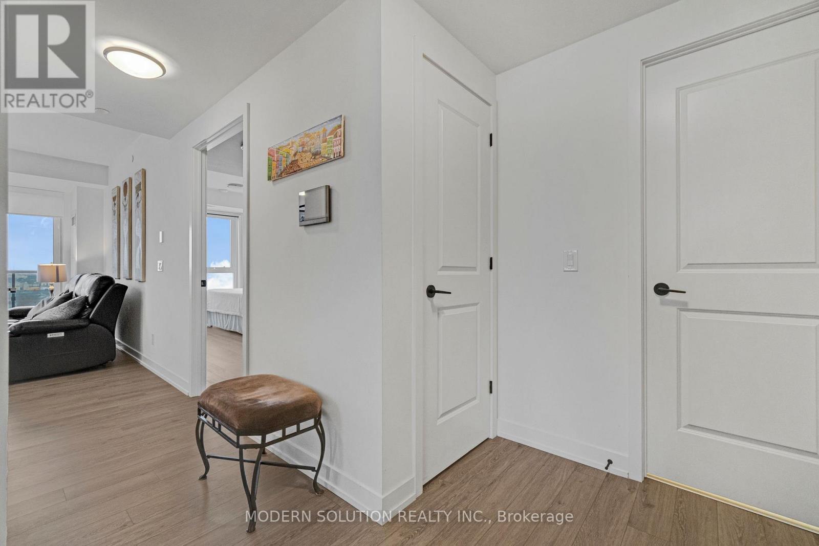 908 - 345 Wheat Boom Drive, Oakville, Ontario  L6H 7X4 - Photo 11 - W12516356