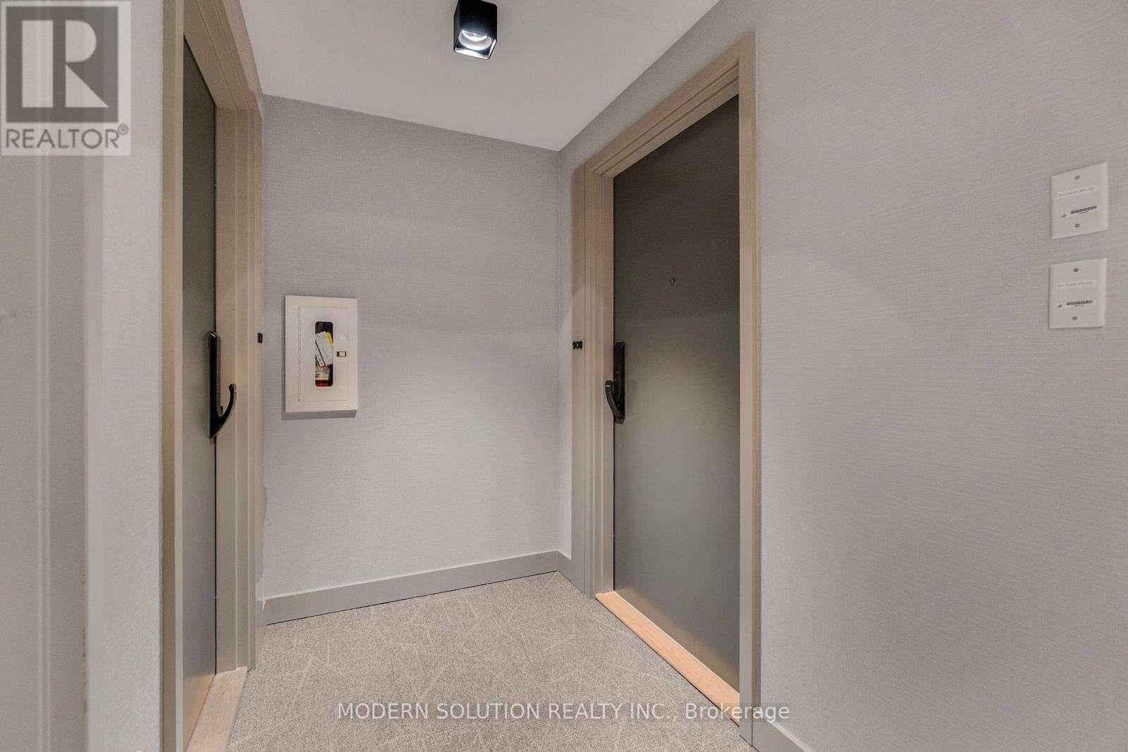 908 - 345 Wheat Boom Drive, Oakville, Ontario  L6H 7X4 - Photo 7 - W12516356