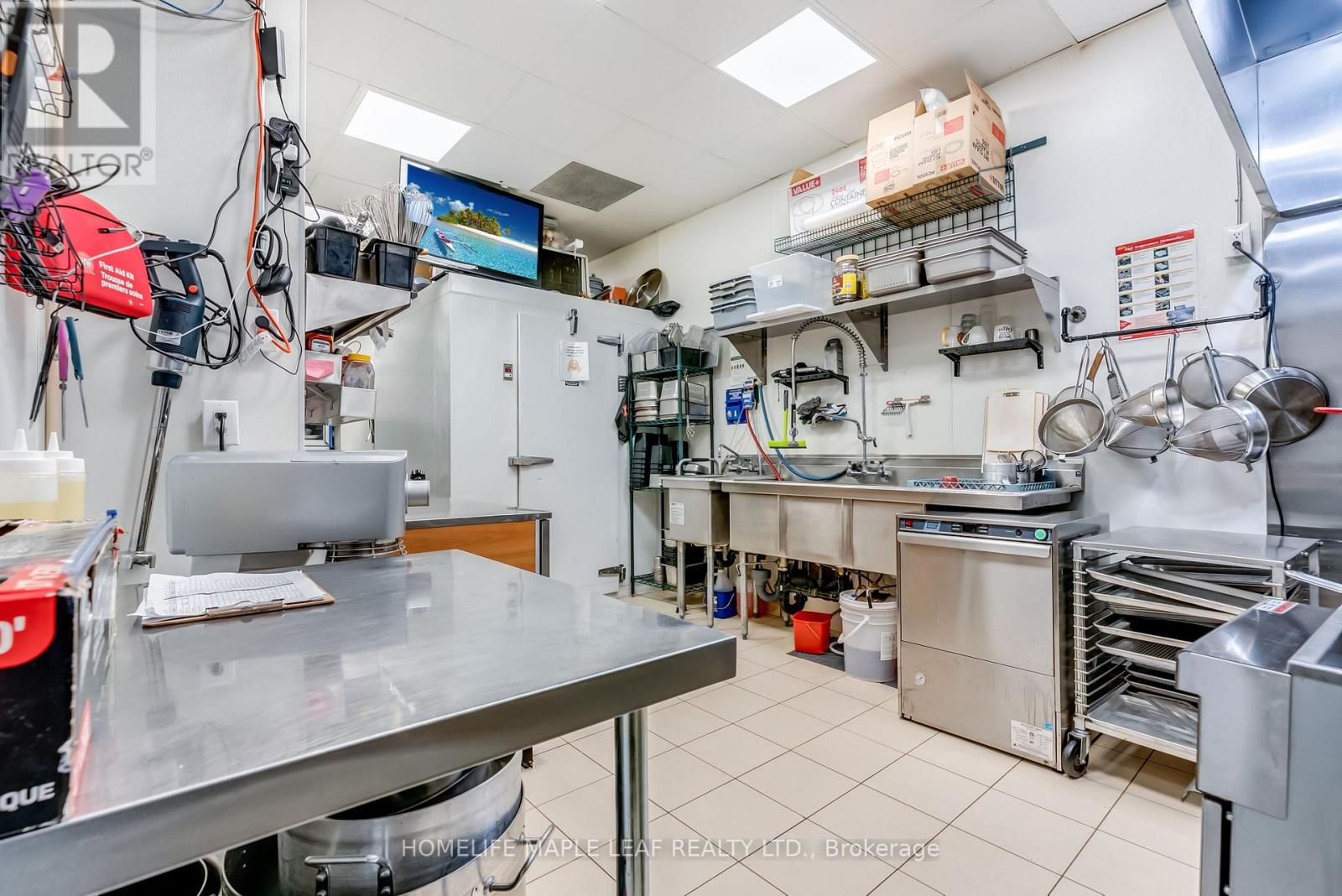 3 - 2930 Islington Avenue, Toronto, Ontario  M9L 2K5 - Photo 28 - W12516364