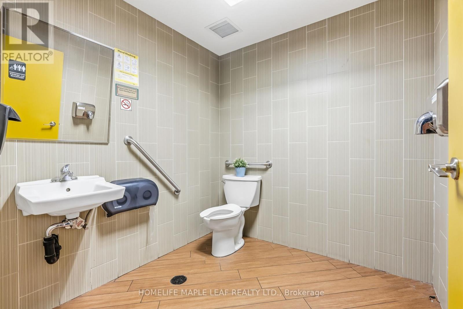 3 - 2930 Islington Avenue, Toronto, Ontario  M9L 2K5 - Photo 36 - W12516364