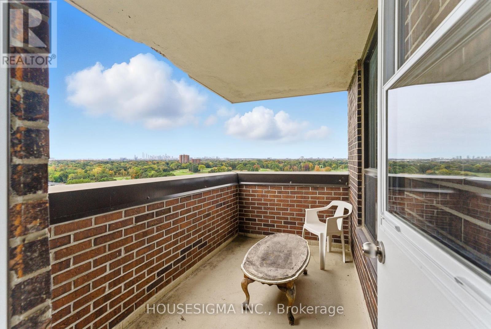 2006 - 1535 Lakeshore Road E, Mississauga, Ontario  L5E 3E2 - Photo 13 - W12516372