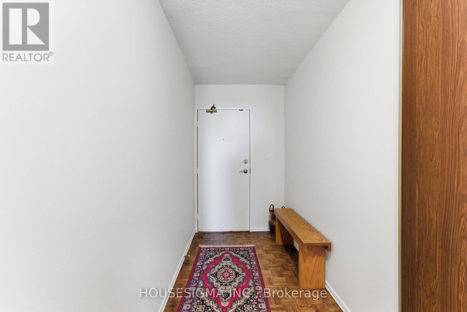 2006 - 1535 Lakeshore Road E, Mississauga, Ontario  L5E 3E2 - Photo 21 - W12516372