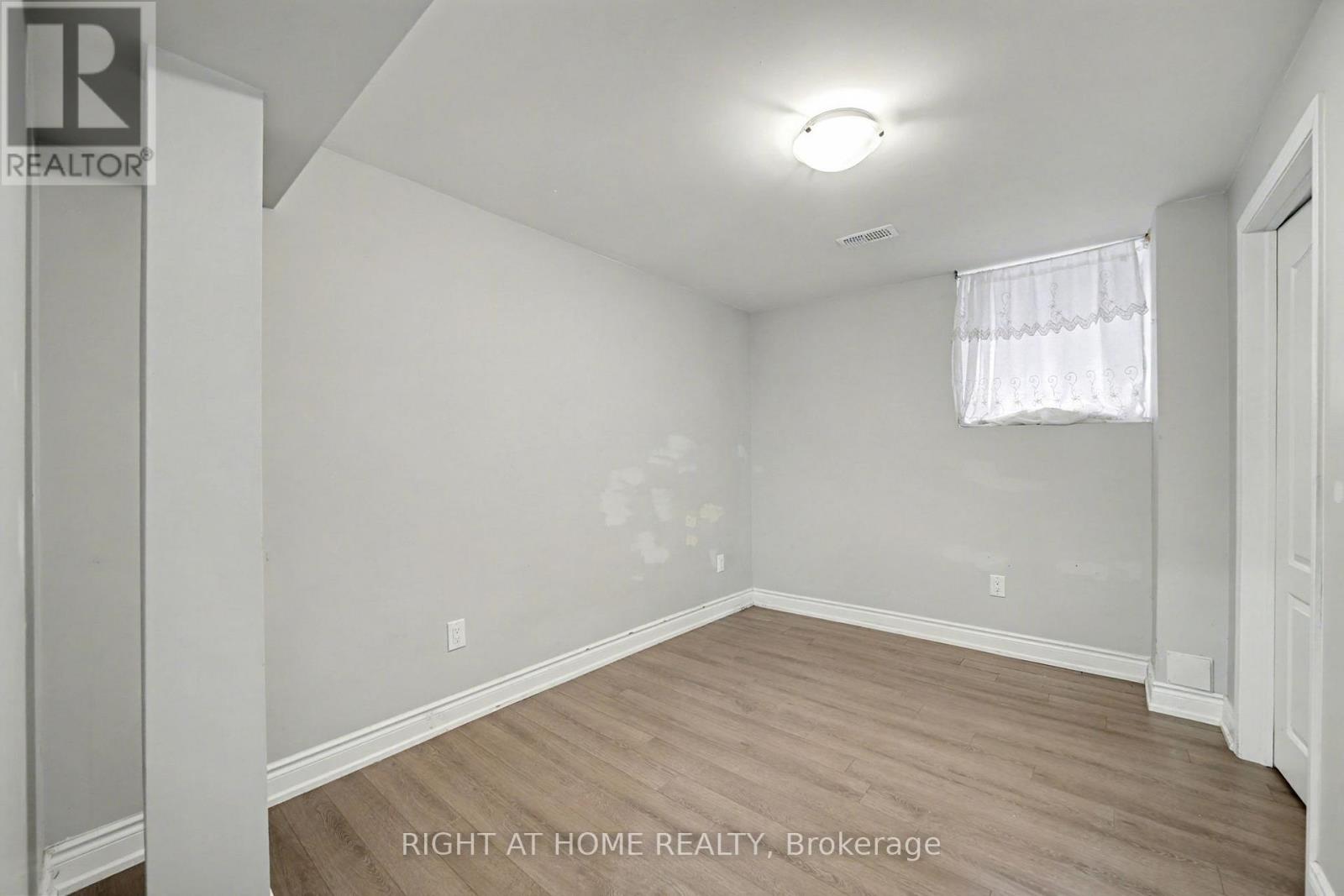 10 Dalecrest Road, Brampton, Ontario  L6X 5N3 - Photo 29 - W12516416